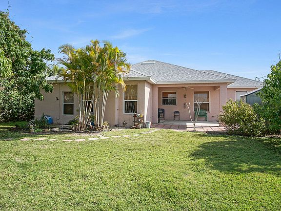 4th image of 2751 SW Palace Avenue S