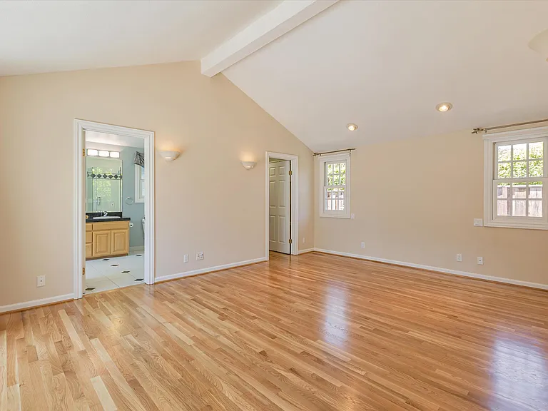 794 Manor Way — Photo 28