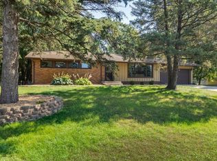 775 Hanley Rd, Golden Valley, MN 55426