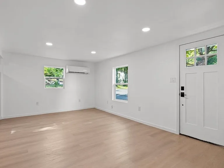 1510 Adams St — Photo 3