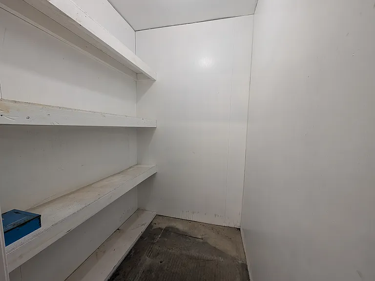 719 E Mulberry St — Photo 8