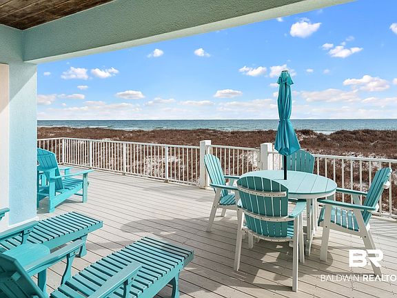 3rd image of 2283 W Beach Blvd