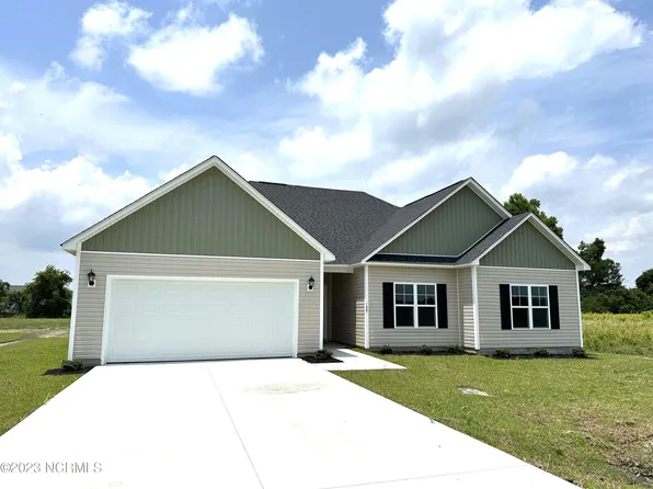 109 Adams Landing Way, Maysville, NC 28555