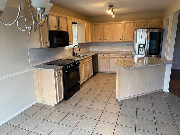 5th image of 4911 Gen. Ewell Dr