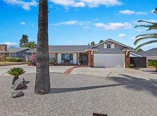 1940 Brae Burn Dr, Corona, CA 92882