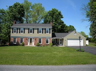 13 Colonial Dr, Jonestown, PA 17038