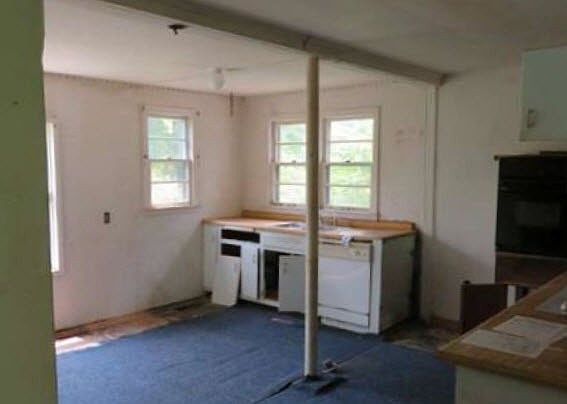 5th image of 3811 Sullivan Gardens Dr