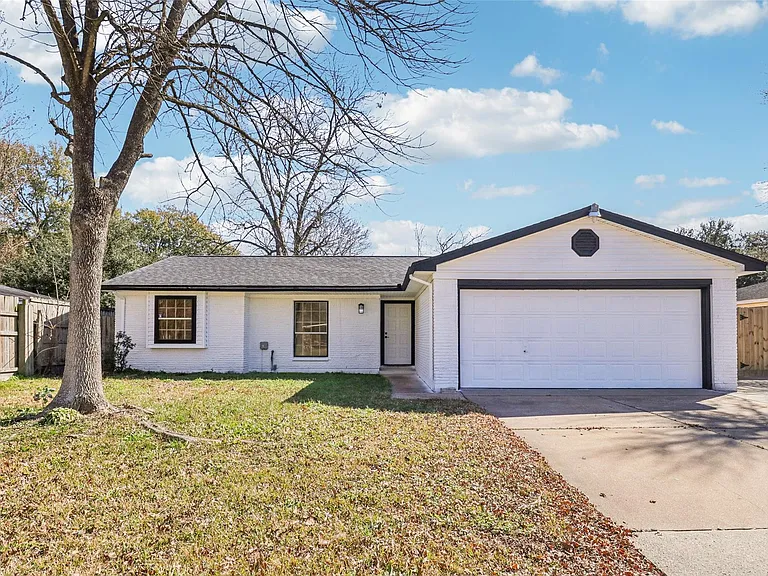 1307 Saddle Rock Dr — Photo 5