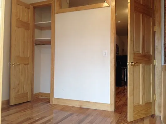 Rented by Nooklyn NYC LLC | media 30