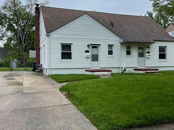 2nd image of 24612 Cloverlawn St