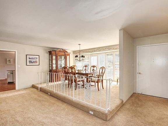 5th image of 3851 Fair Oaks Blvd