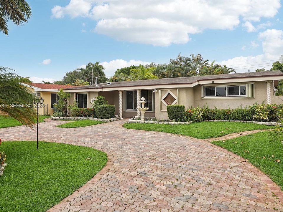 1st image of 3842 Jasmine Ave