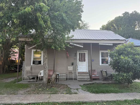 23734 Oak St, Plaquemine, LA 70764