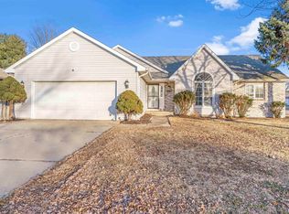 2928 Rainier Dr, Springfield, IL 62704