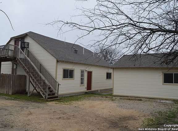 2nd image of 504 S Pine St