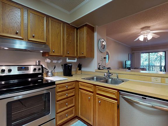 5th image of 2402 W Ft Macon Road #107g