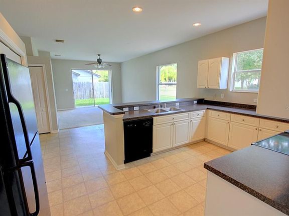4th image of 13211 Beechberry Dr