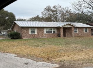 224 Tait St, Columbus, TX 78934