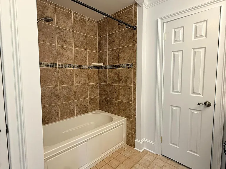 10 Devon Ct — Photo 38