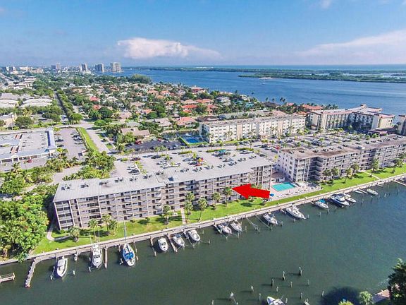3rd image of 108 Paradise Harbour Blvd Boulevard #406