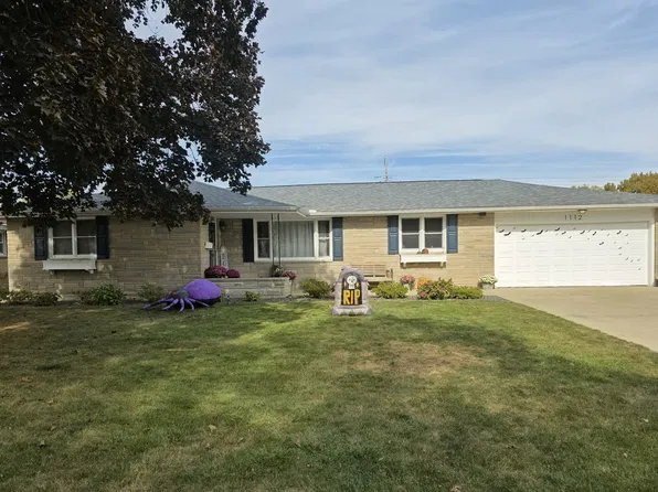 1112 Annis Ave, Mattoon, IL 61938