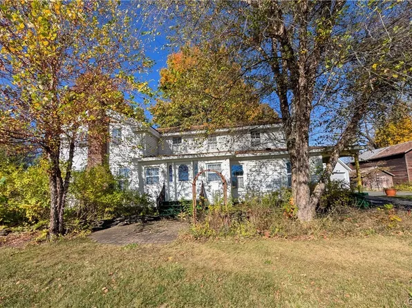 1533 W Genesee Rd, Baldwinsville, NY 13027