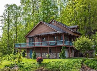 2092 Willin Gap Rd, Mountain City, TN 37683