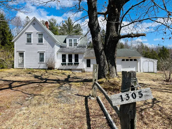 1305 Pleasant Street, Blue Hill, ME 04614