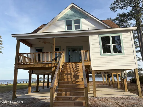 123 Pungo View Road, Belhaven, NC 27810