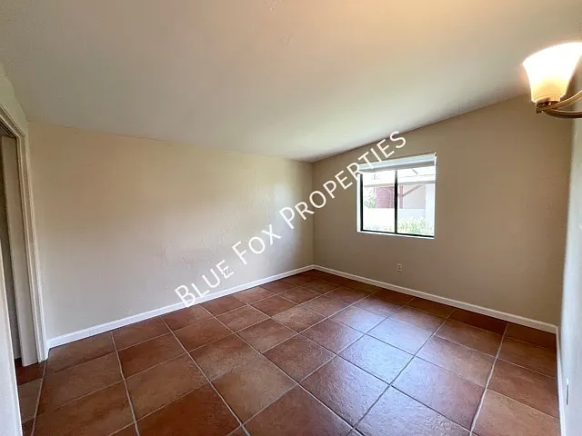 729 N Alamo Ave — Photo 15