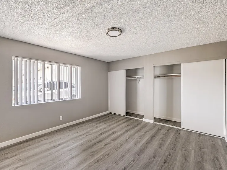 515 S 13th St #B17 — Photo 10