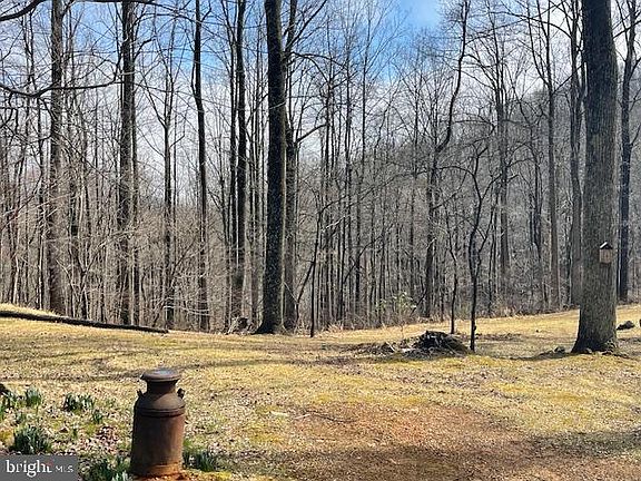 5th image of 902 Harris Hollow Rd