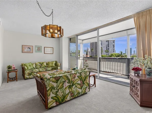 1716 Keeaumoku St APT 303, Honolulu, HI 96822