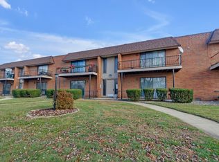 627 N Carroll Pkwy APT 106, Glenwood, IL