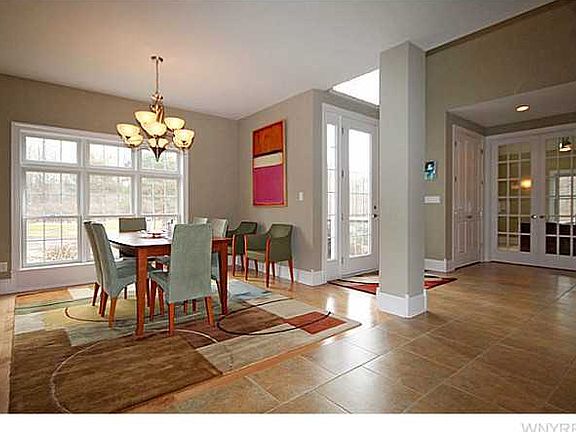 5th image of 45 Edgewater Ave