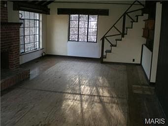 3rd image of 207 N Lake Dr