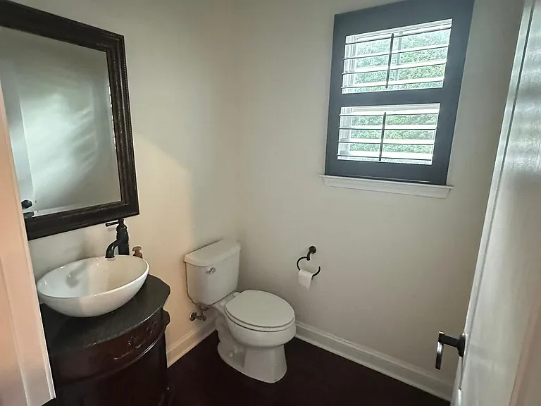 404 Shorehouse Way — Photo 25