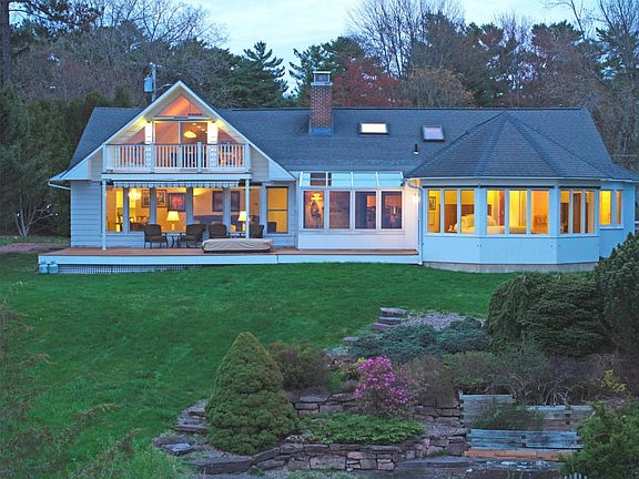 2nd image of 165 Crescent Road