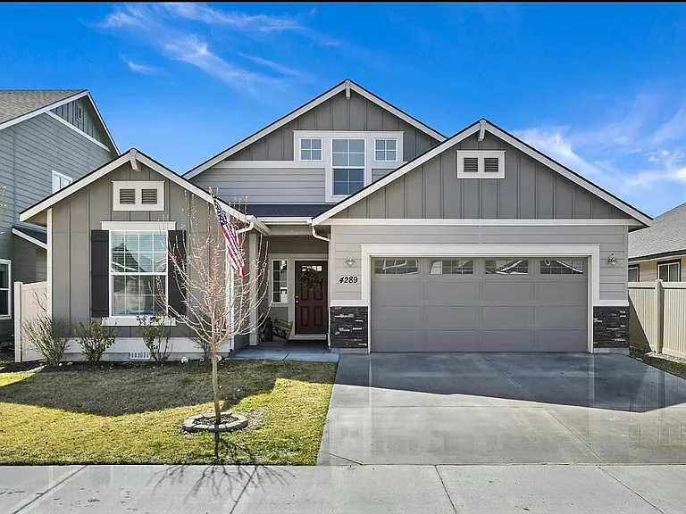 4289 W Balance Rock Dr — Photo 1