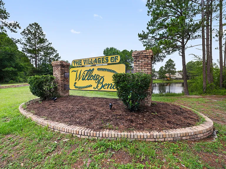 3045 Yorktown Cir — Photo 49