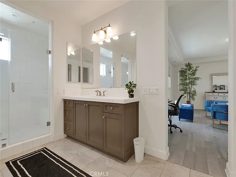 11911 Ancona Way — Photo 38