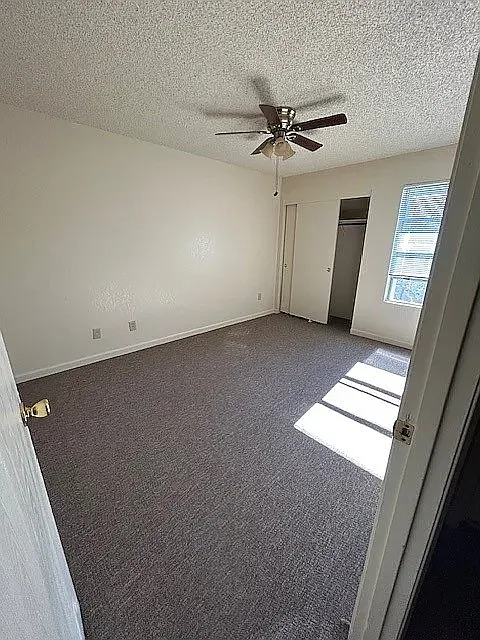 3 bed, 1.5 bath, 1117 sqft, $2,166 — Photo 2