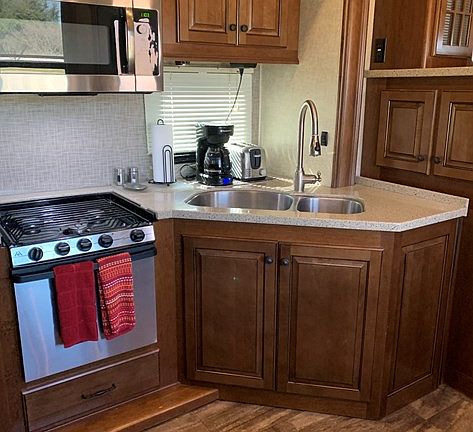 2nd image of 32020 Falcon Dr