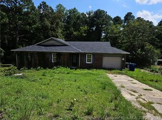 1529 Diamond Rd, Fayetteville, NC 28311