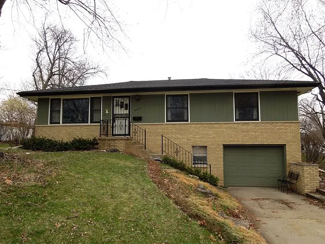 2517 W Marian Ct photo 1
