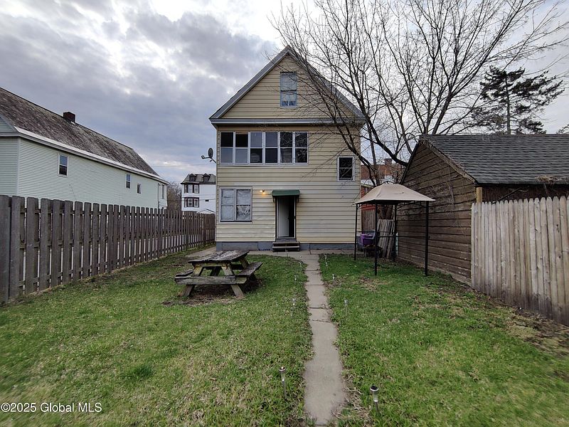 5th image of 113 DeGraff Street