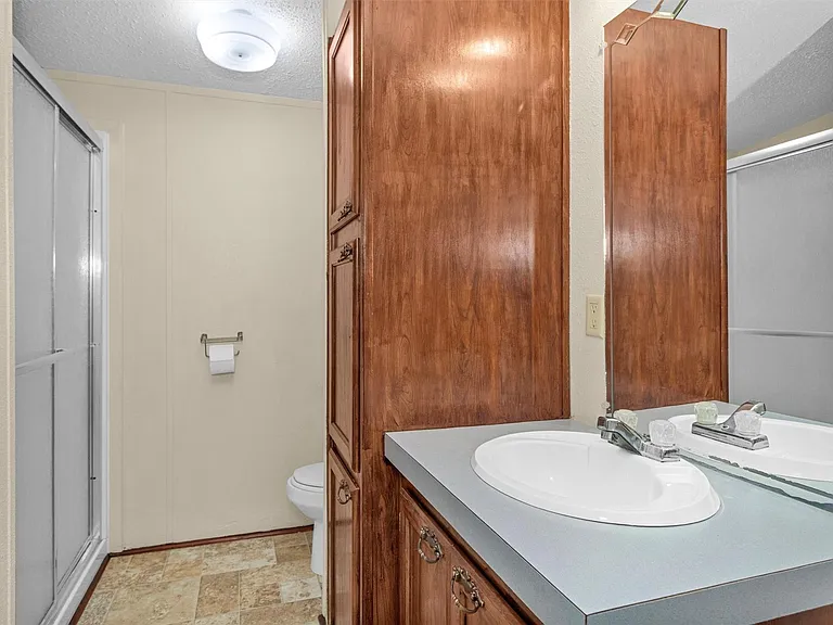 11261 Rose Rd — Photo 21