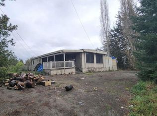 5075 Lake Earl Dr, Crescent City, CA 95531