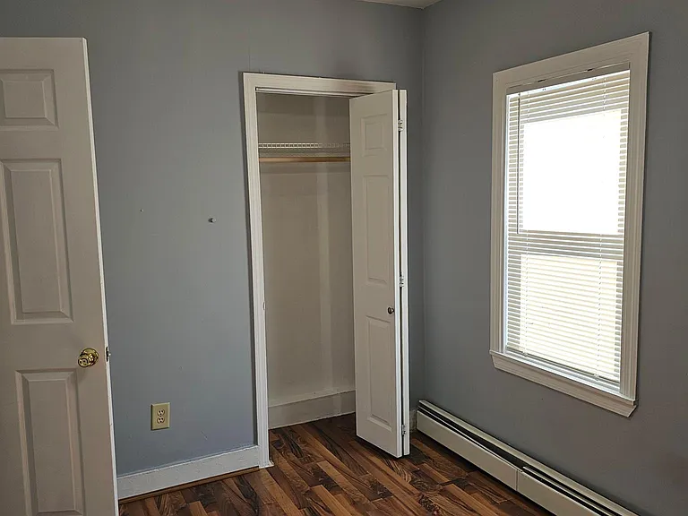 12 Halton St #2 — Photo 6