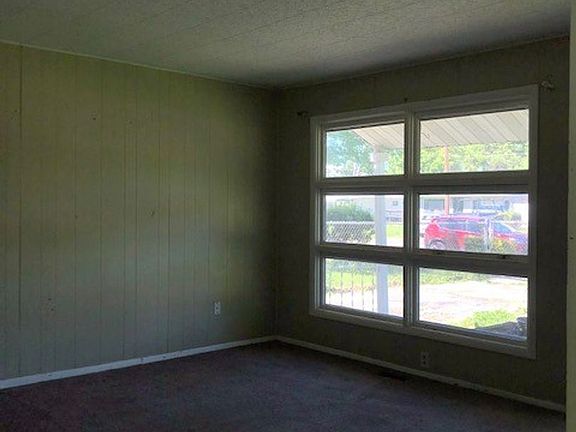 3rd image of 3476 Homestead Dr